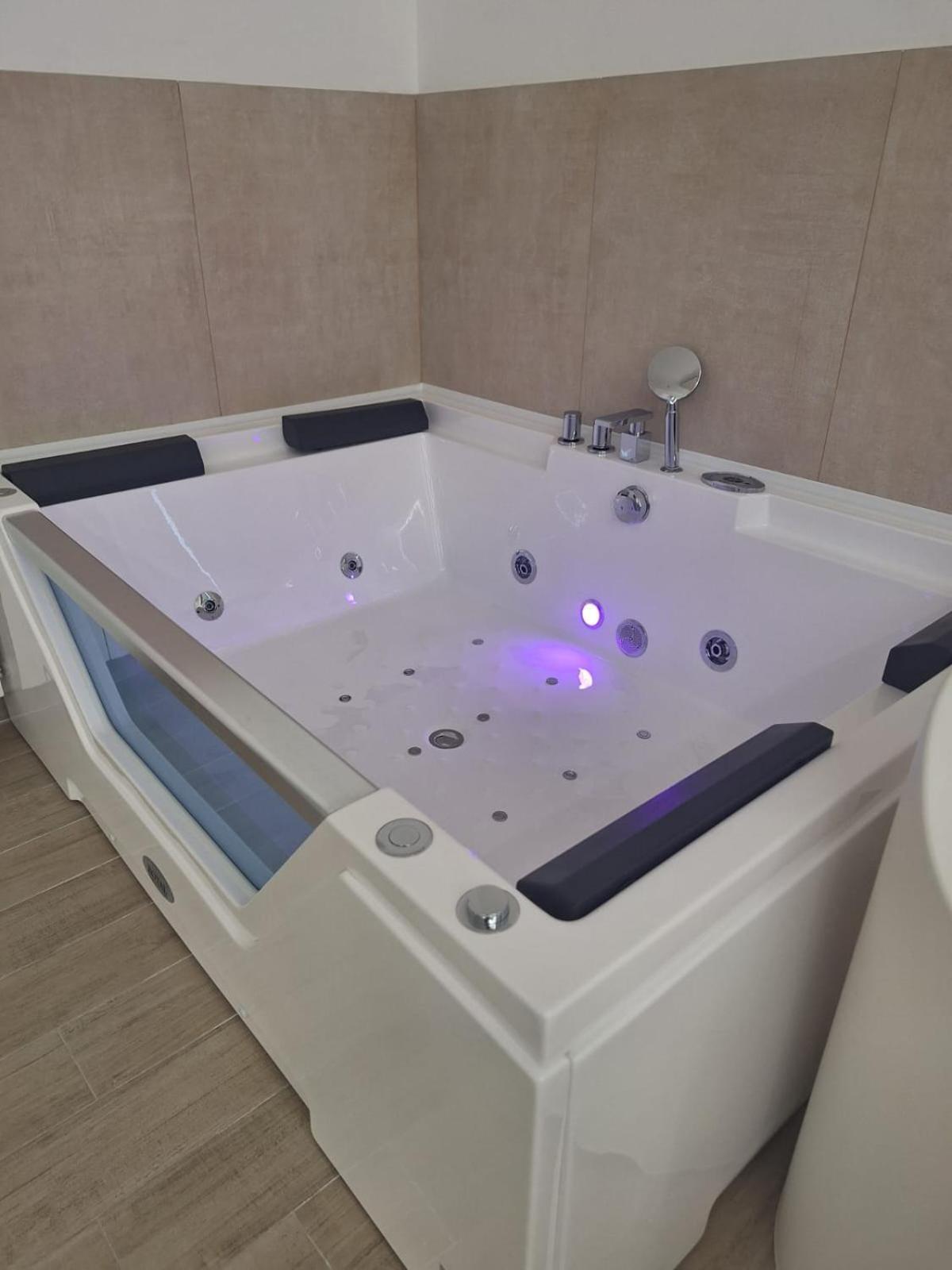 Bed E Suite Domar Бриндизи Екстериор снимка