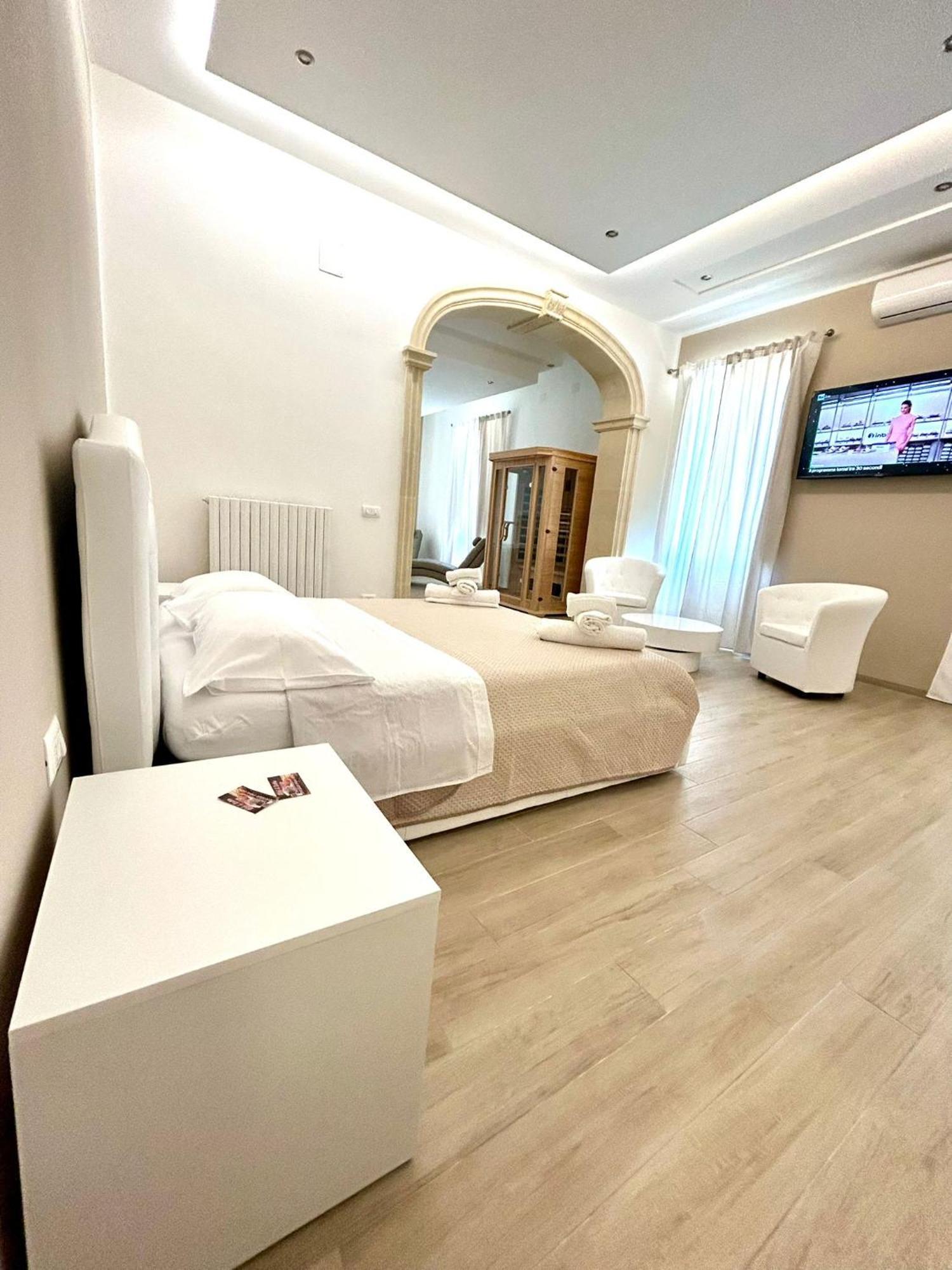Bed E Suite Domar Бриндизи Екстериор снимка