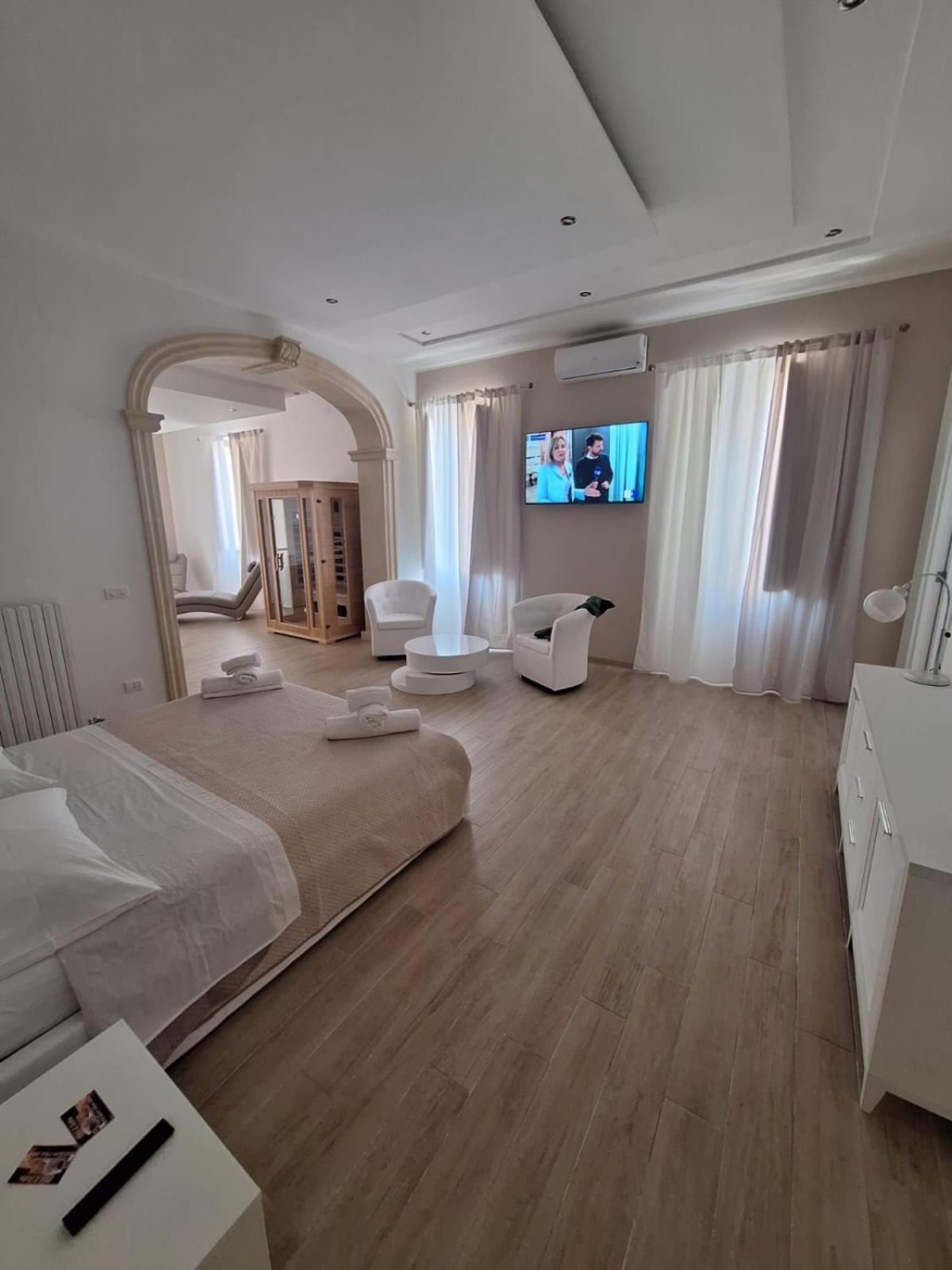Bed E Suite Domar Бриндизи Екстериор снимка