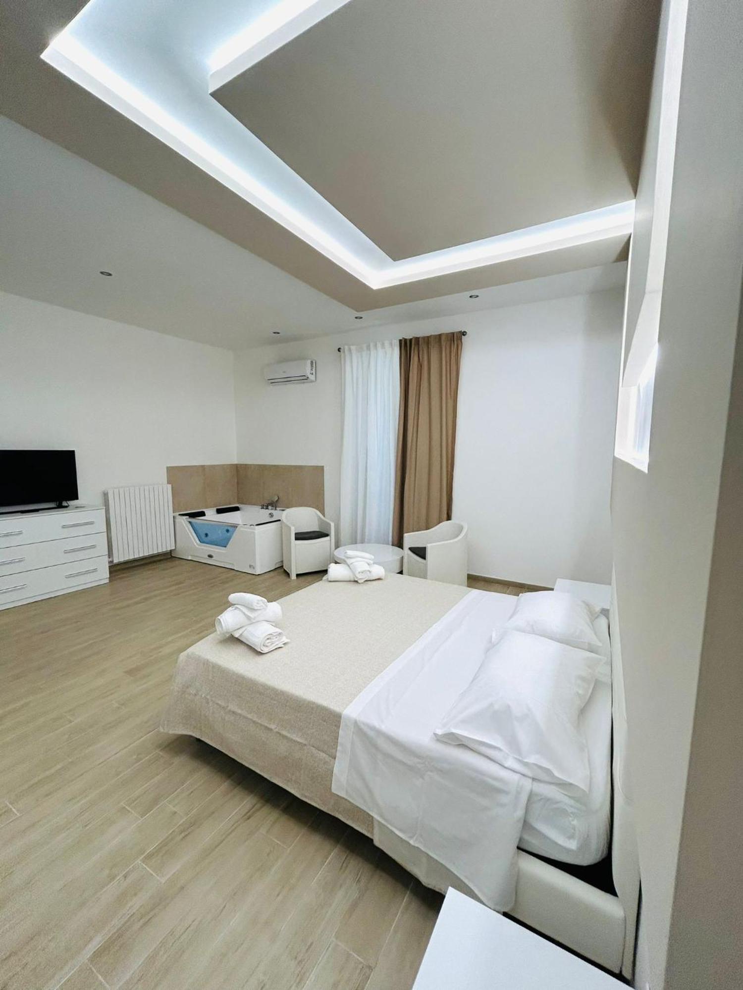Bed E Suite Domar Бриндизи Екстериор снимка