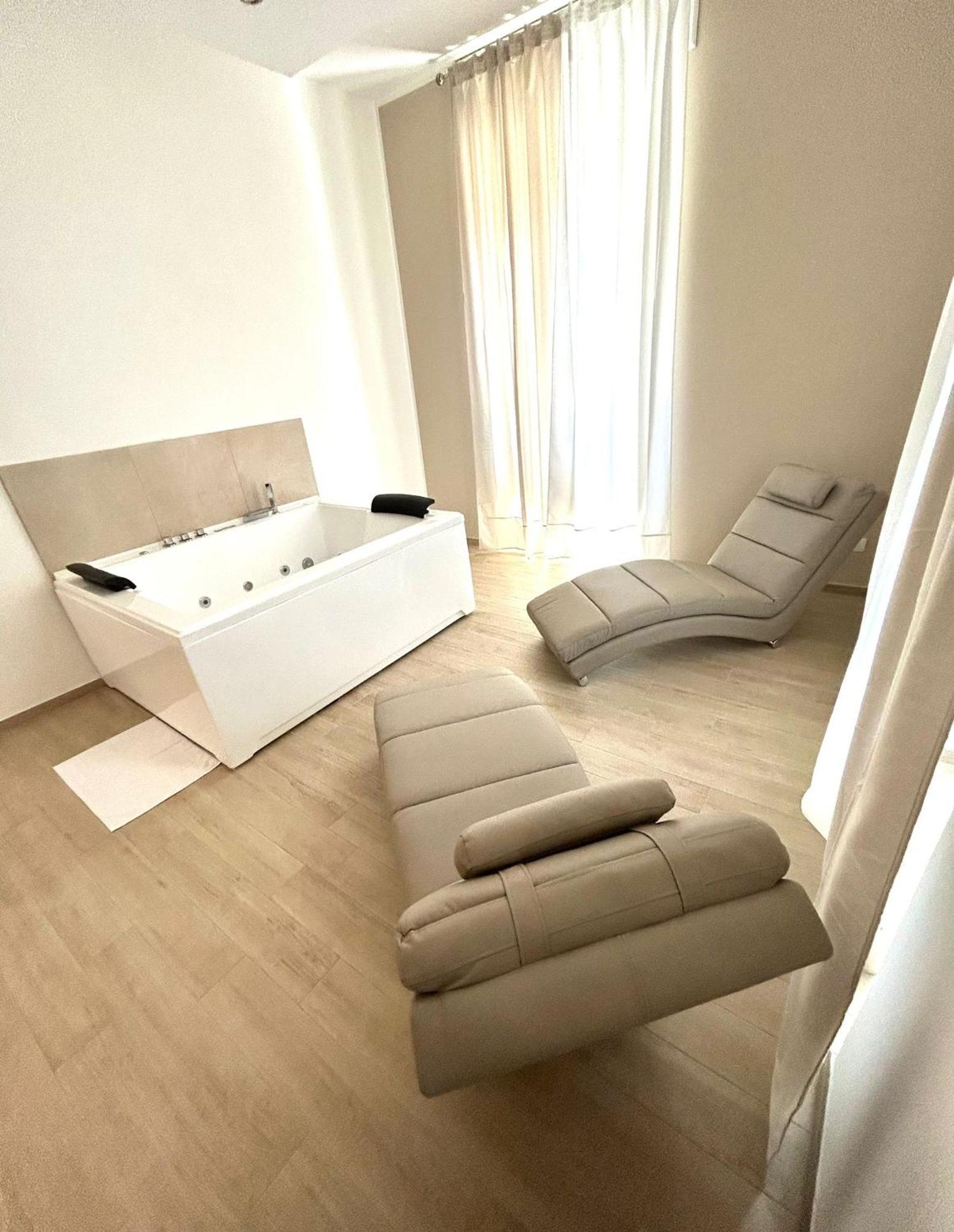 Bed E Suite Domar Бриндизи Екстериор снимка