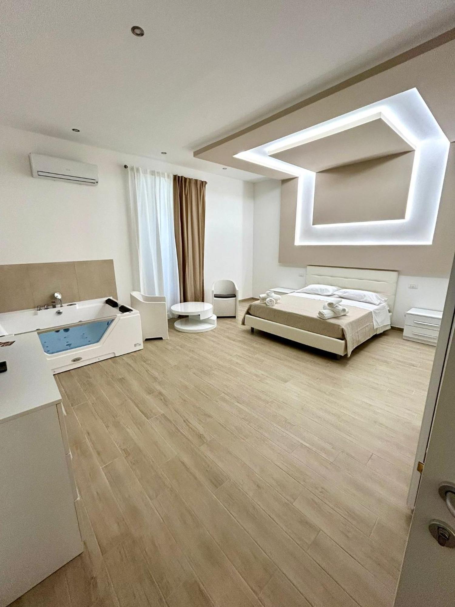 Bed E Suite Domar Бриндизи Екстериор снимка